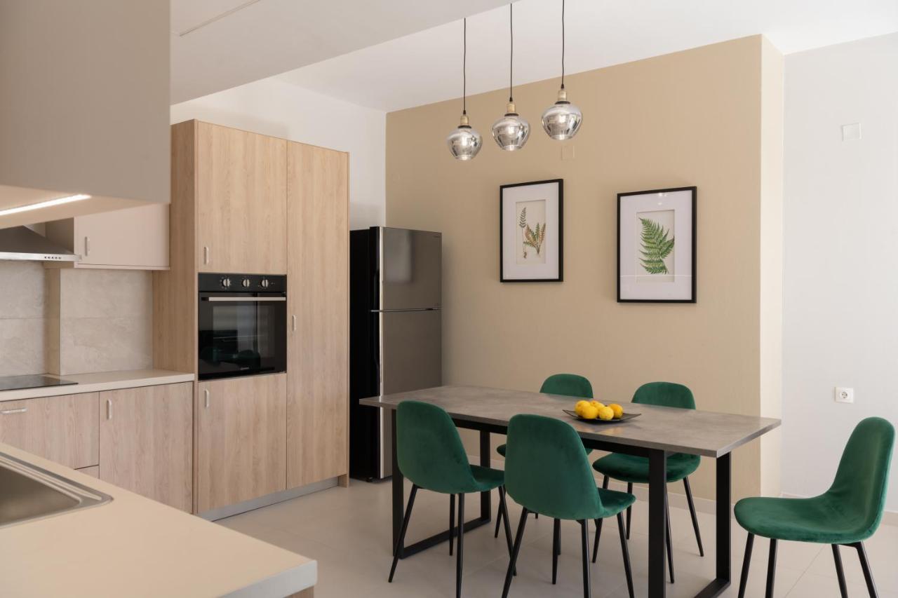 Mela Luxury Apartments Maroulas Bagian luar foto